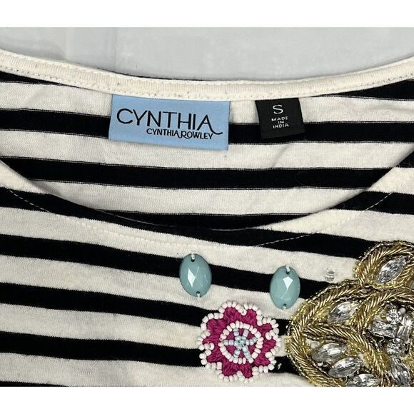Cynthia Rowley T-Shirt Cap Sleeve Beaded  Embellishment Black & White Top Size S - Picture 3 of 5